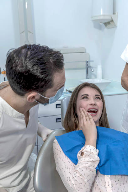 Best Urgent Tooth Repair  in Cottage City, MD